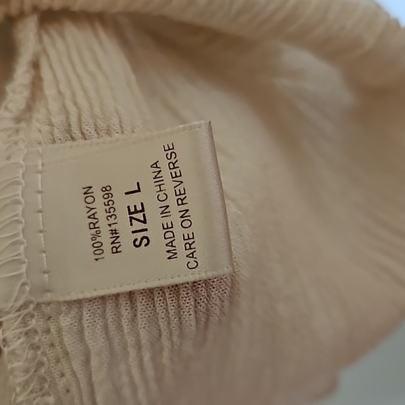 L Liberty Love Top with Lace - Picture 5 of 5